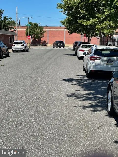 Philadelphia, Pennsylvania 19145, United States, 3 Bedrooms Bedrooms, ,2 BathroomsBathrooms,Residential,Contingent,77658