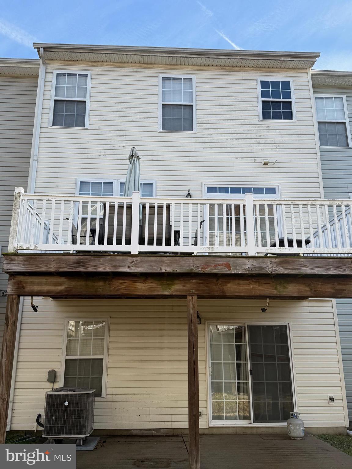 1907 BLUE HERON DRIVE