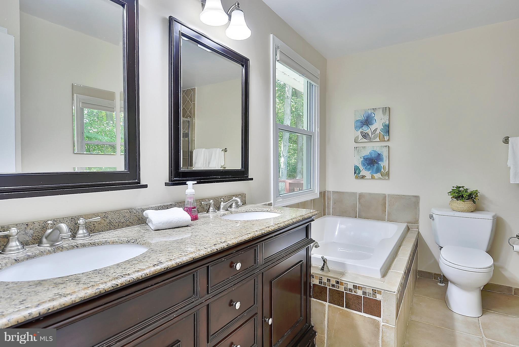 GAILA WOODS - Residential