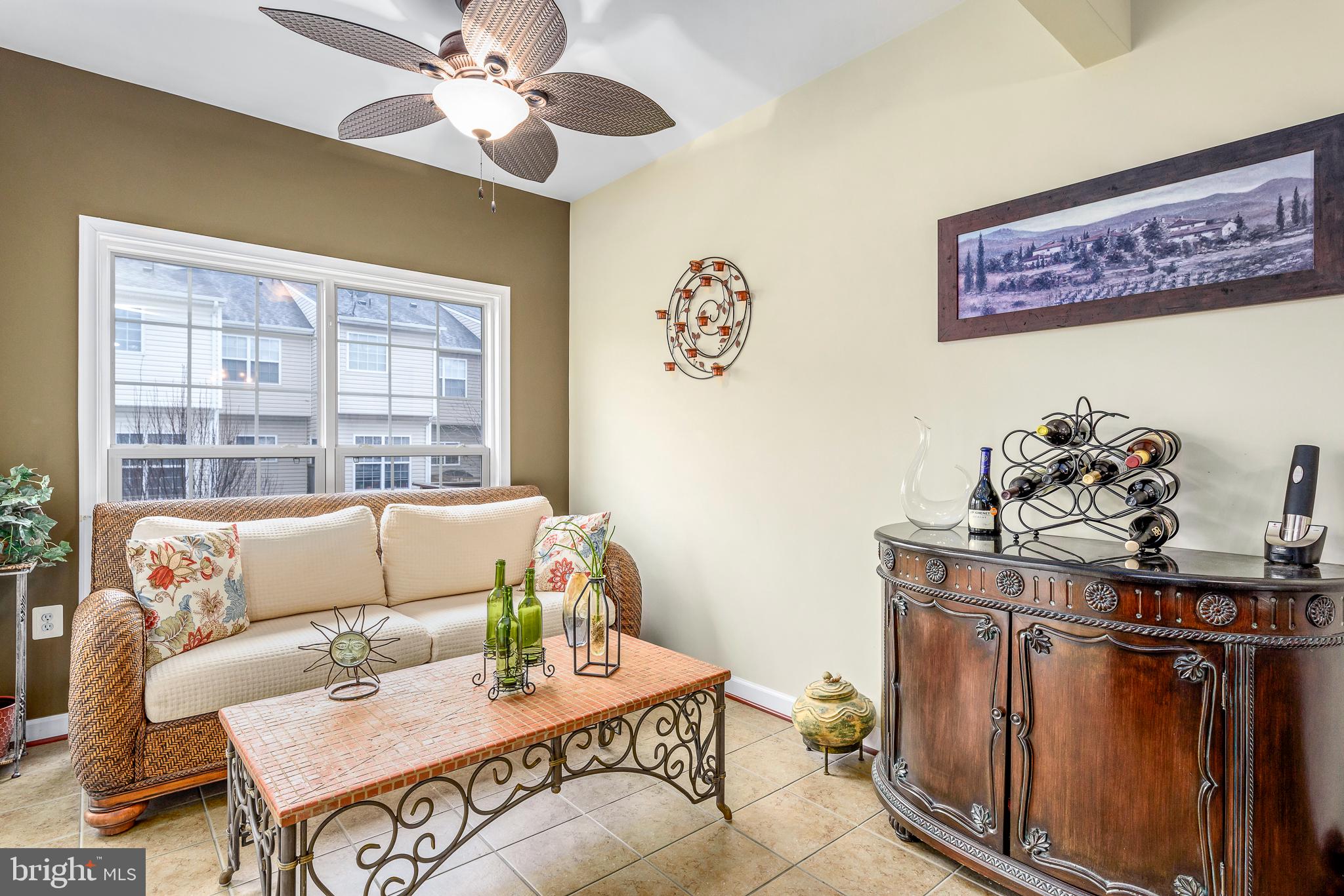 HAWKS VIEW GLEN - Residential