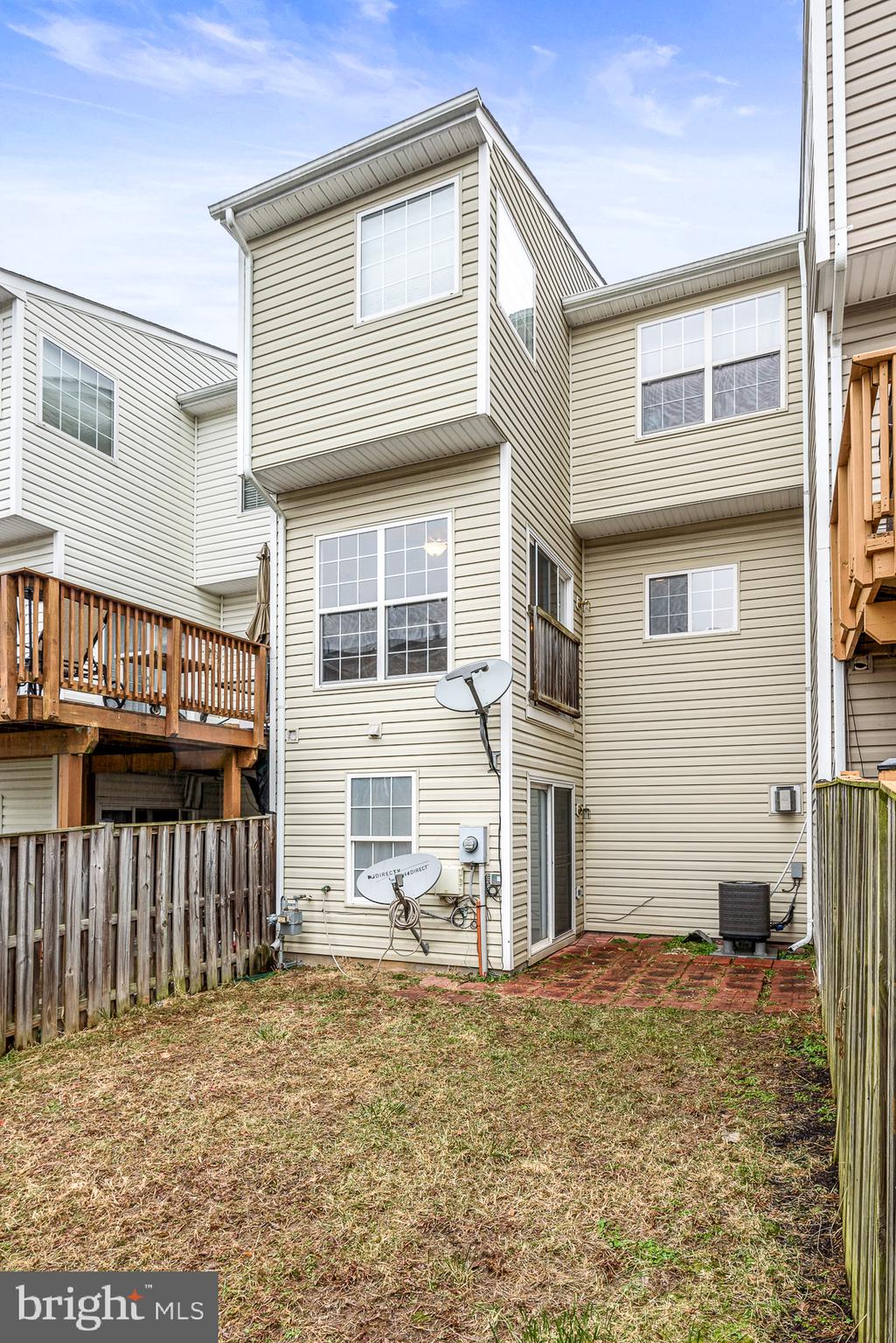 HAWKS VIEW GLEN - Residential