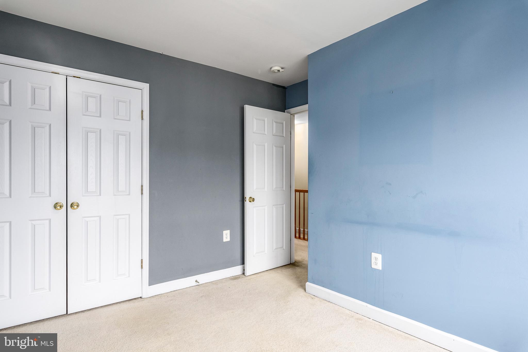 HAWKS VIEW GLEN - Residential