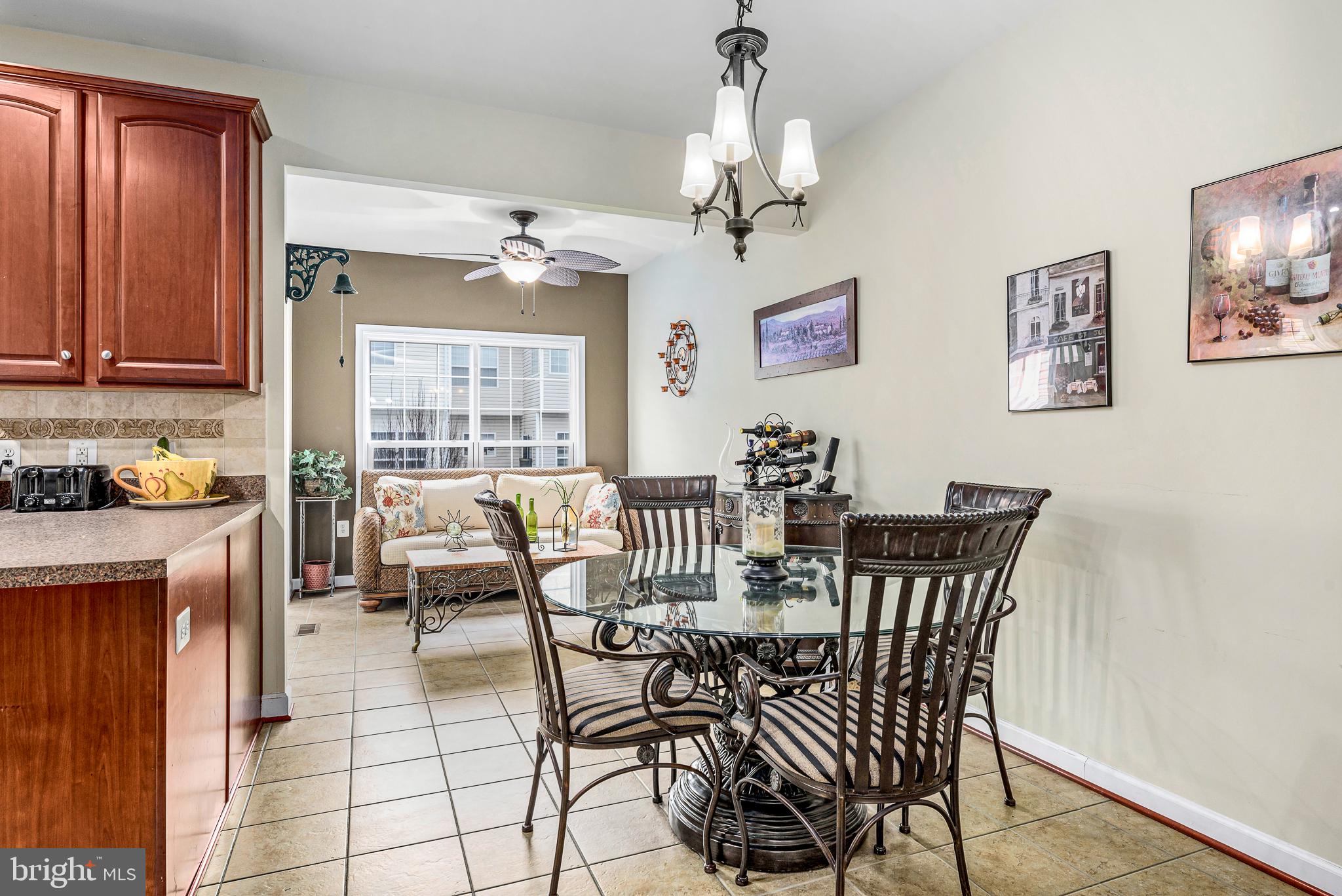 HAWKS VIEW GLEN - Residential