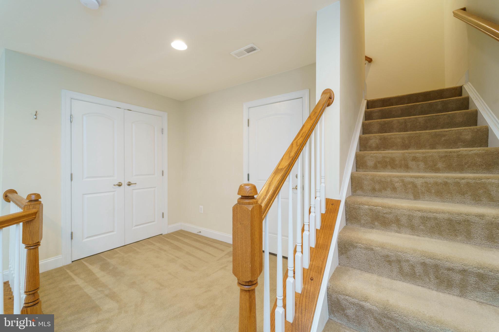 RESERVE AT TYSONS CORNER - Residential Lease