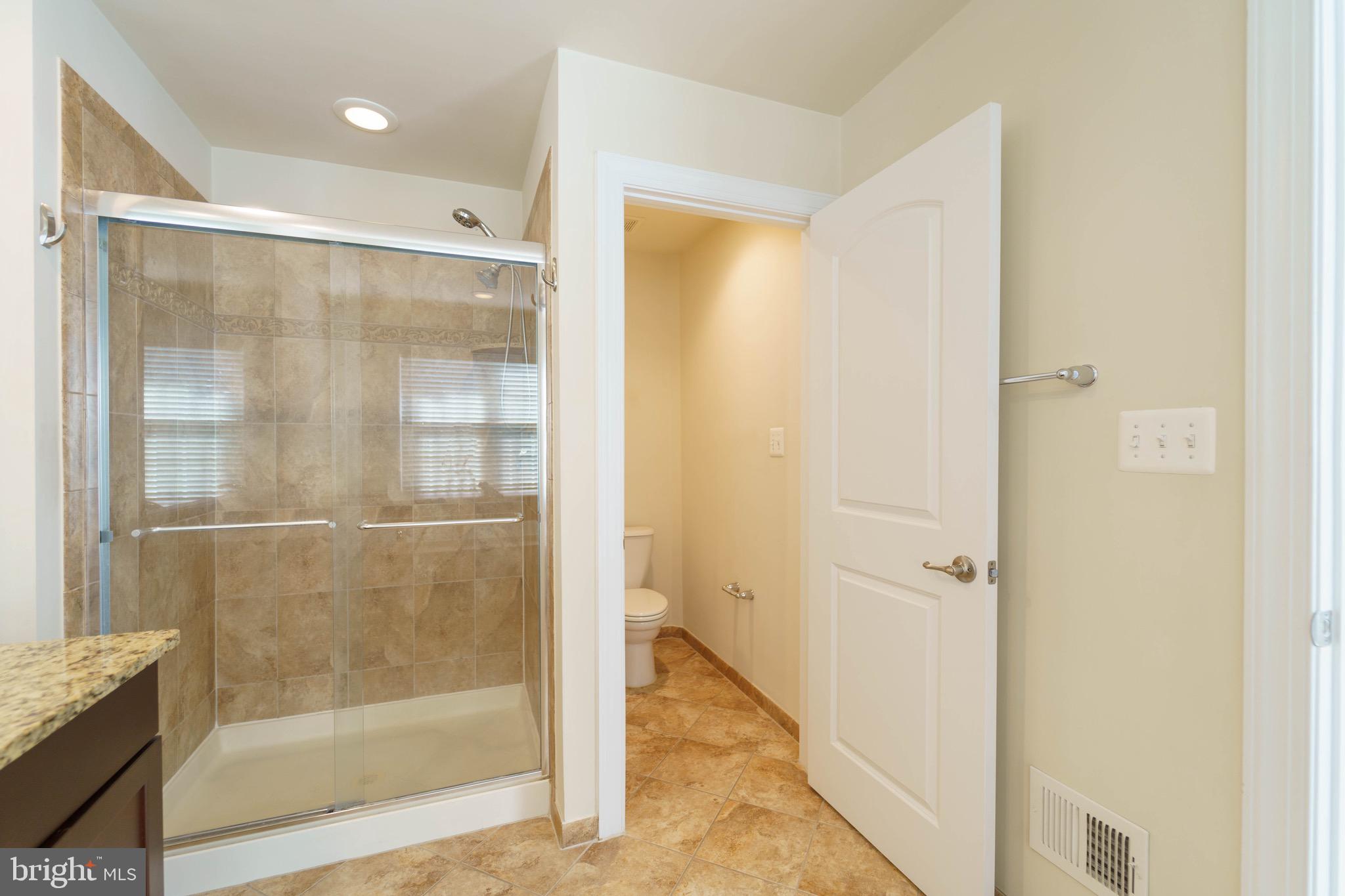 RESERVE AT TYSONS CORNER - Residential Lease