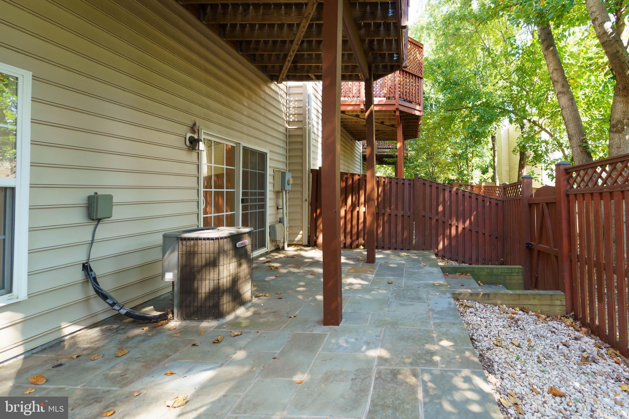 RESERVE AT TYSONS CORNER - Residential Lease