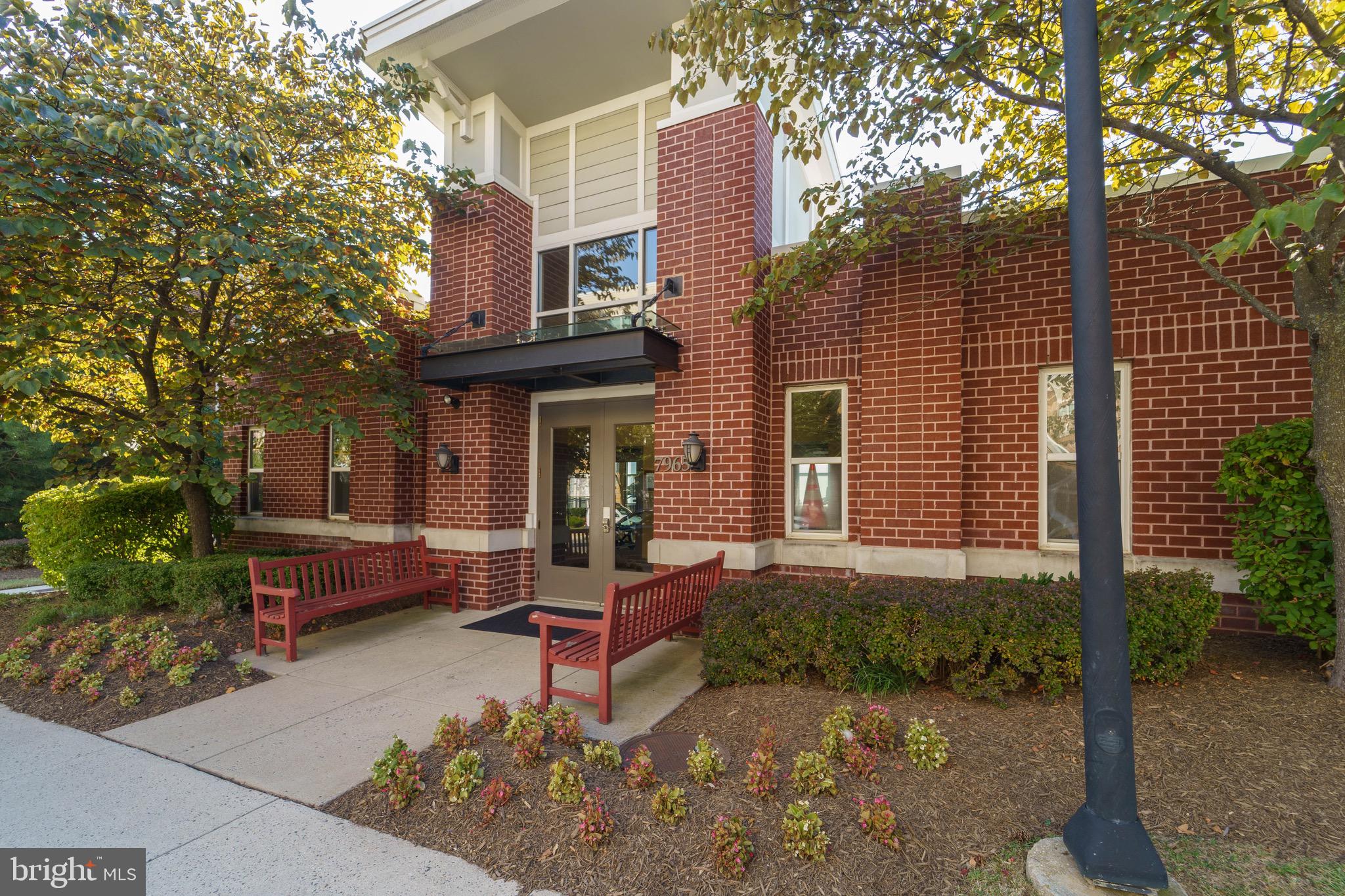 RESERVE AT TYSONS CORNER - Residential Lease