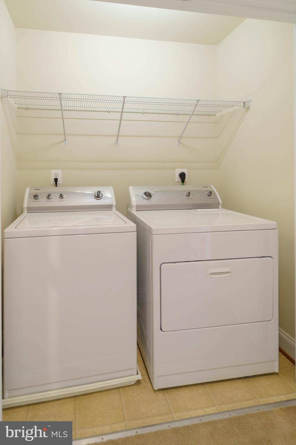 RESERVE AT TYSONS CORNER - Residential Lease