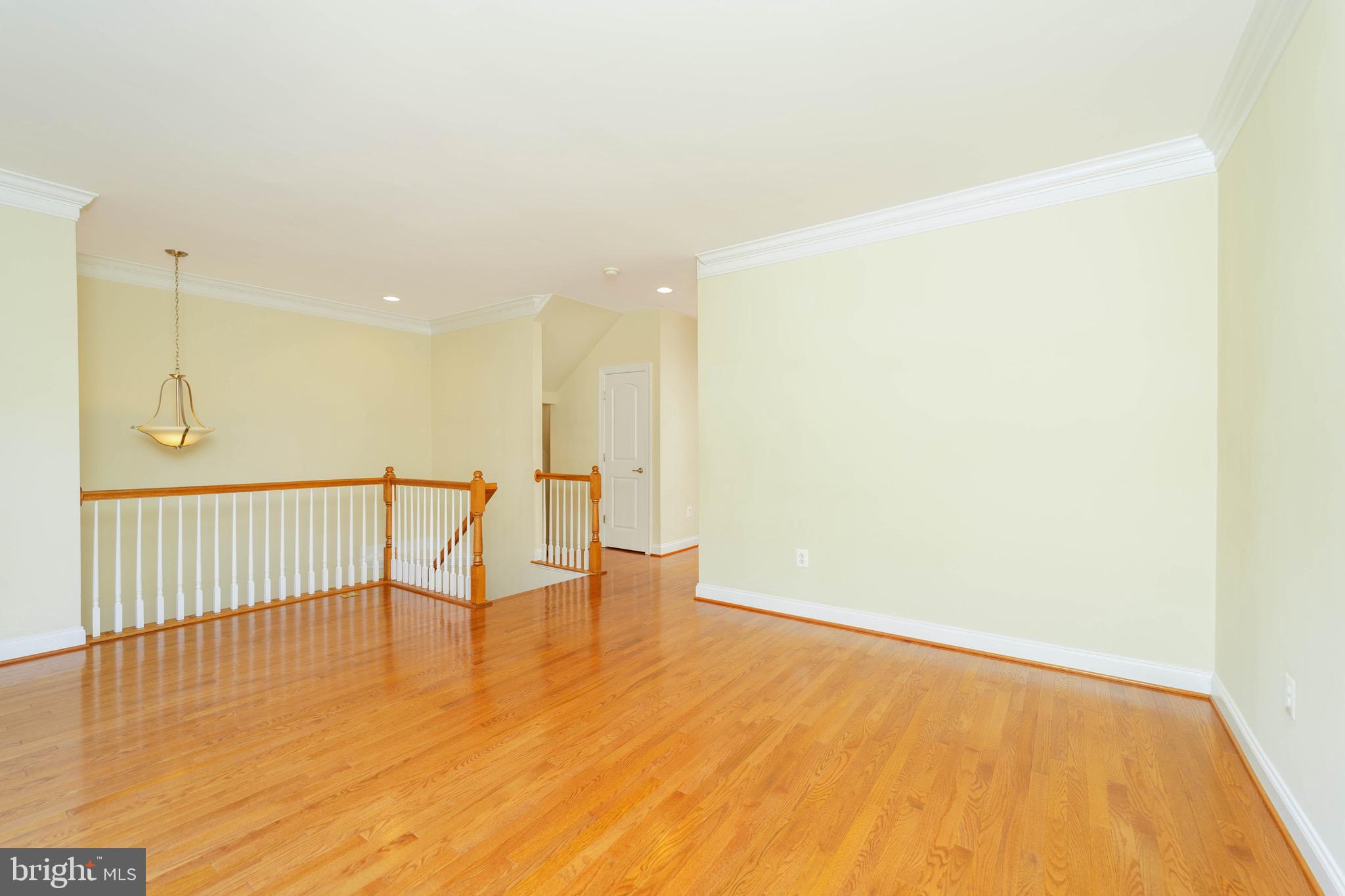 RESERVE AT TYSONS CORNER - Residential Lease