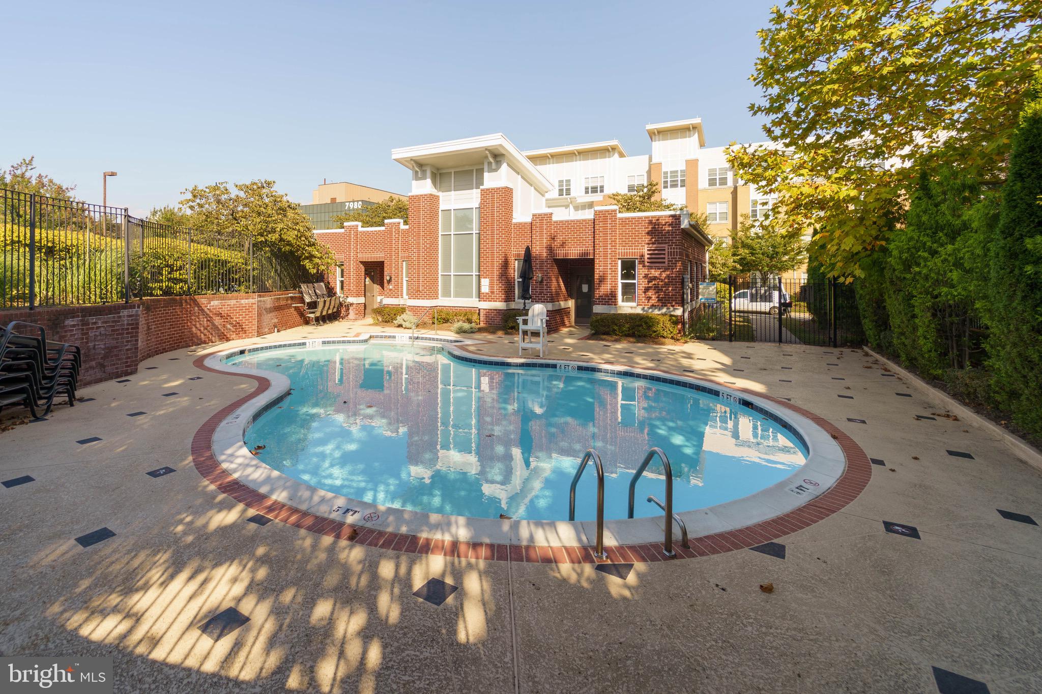 RESERVE AT TYSONS CORNER - Residential Lease