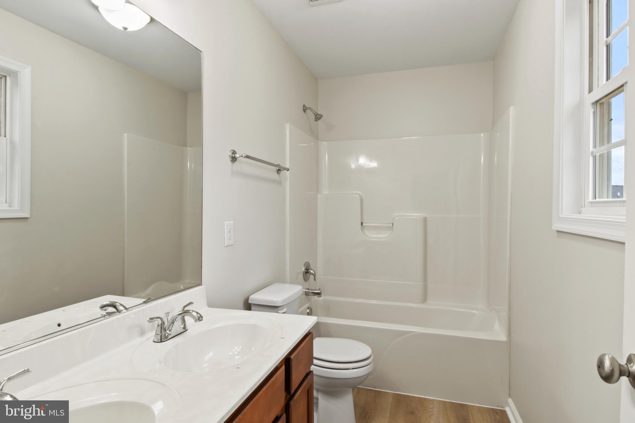 PRINCETON SHOALS - Residential