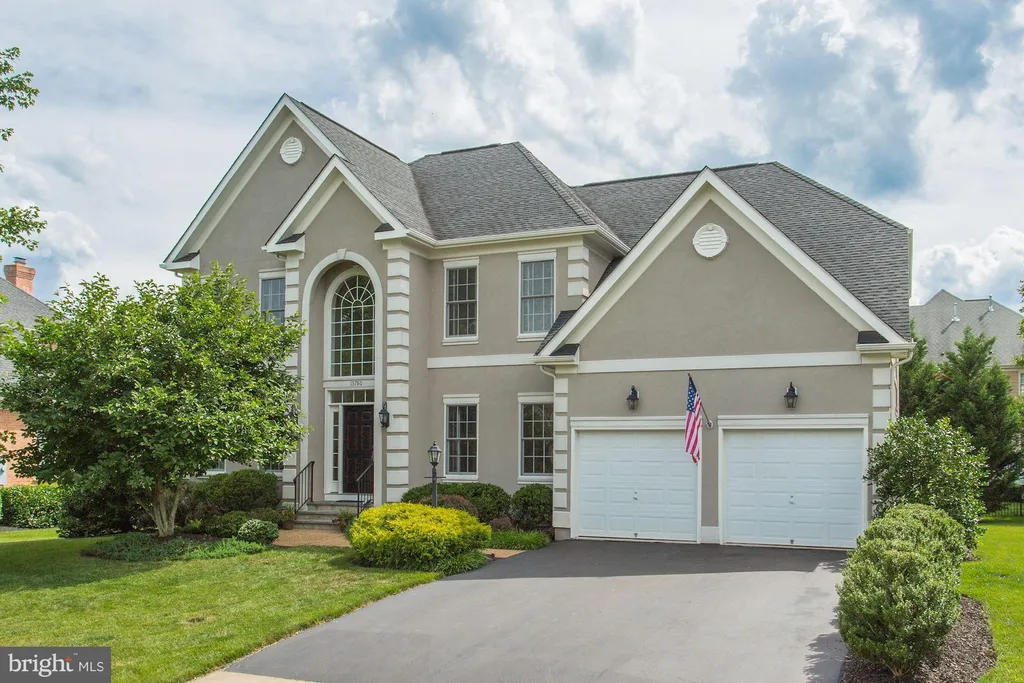 15780 Spyglass Hill Loop, Gainesville, VA 20155