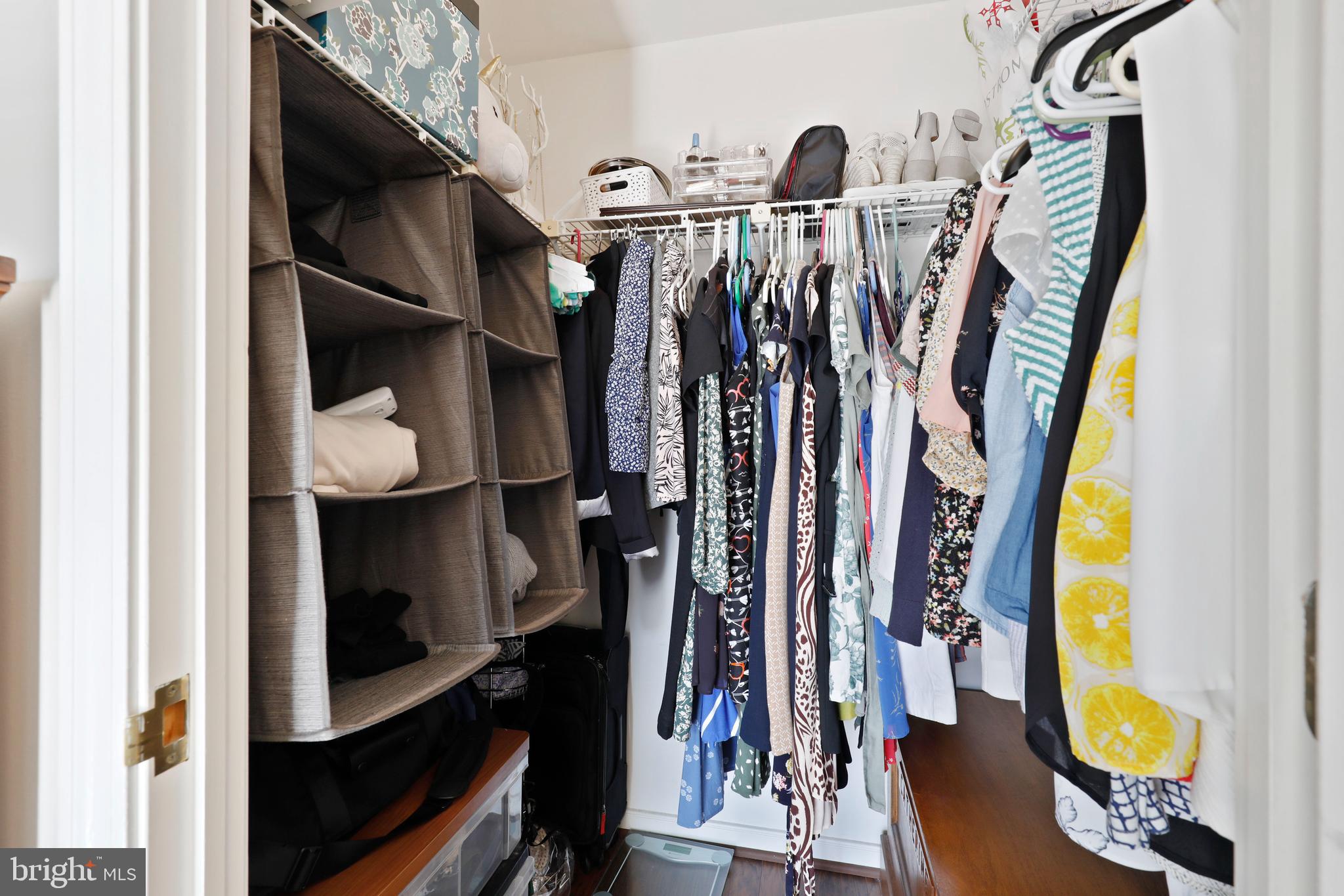 SCARLETT PLACE - Residential