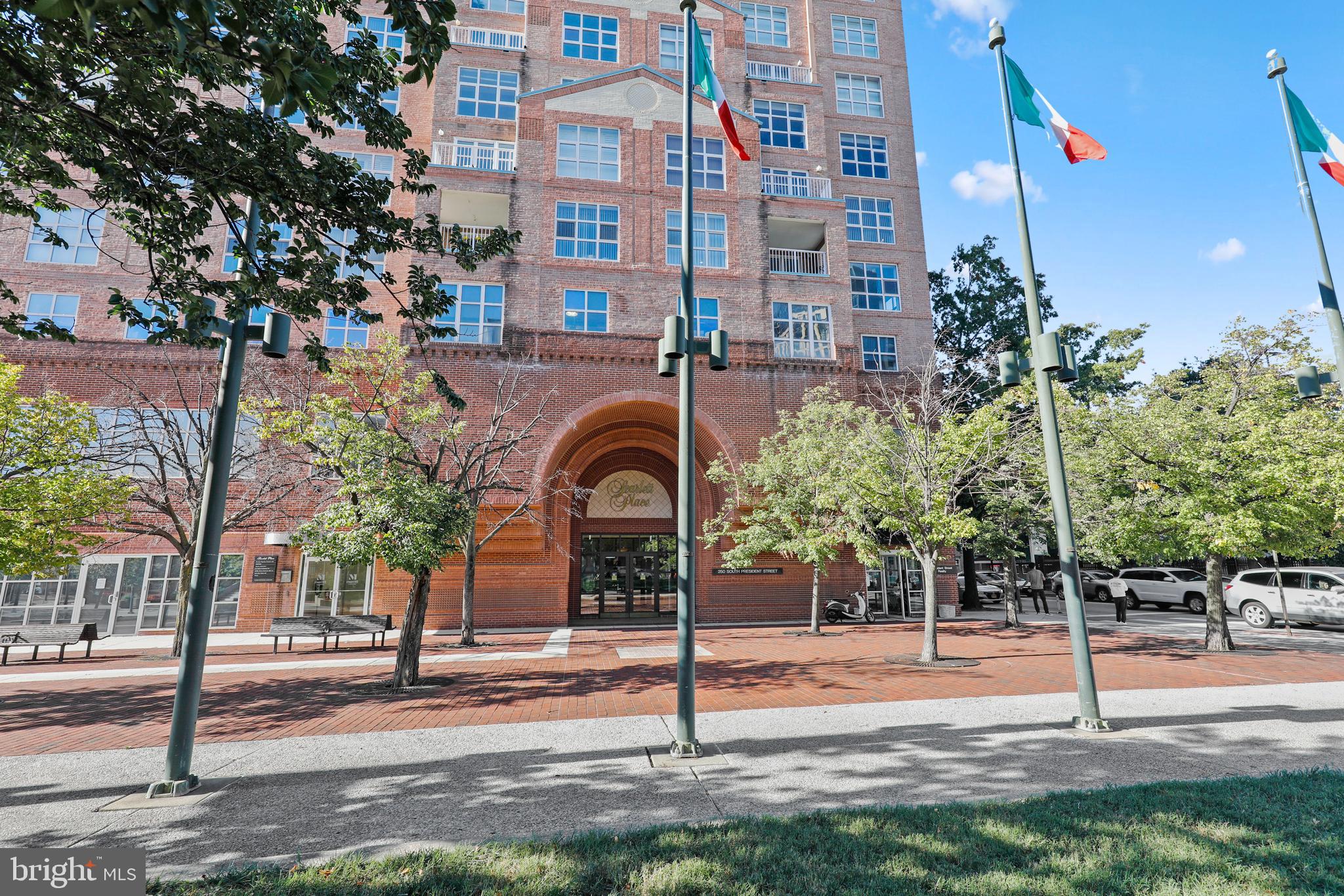 SCARLETT PLACE - Residential