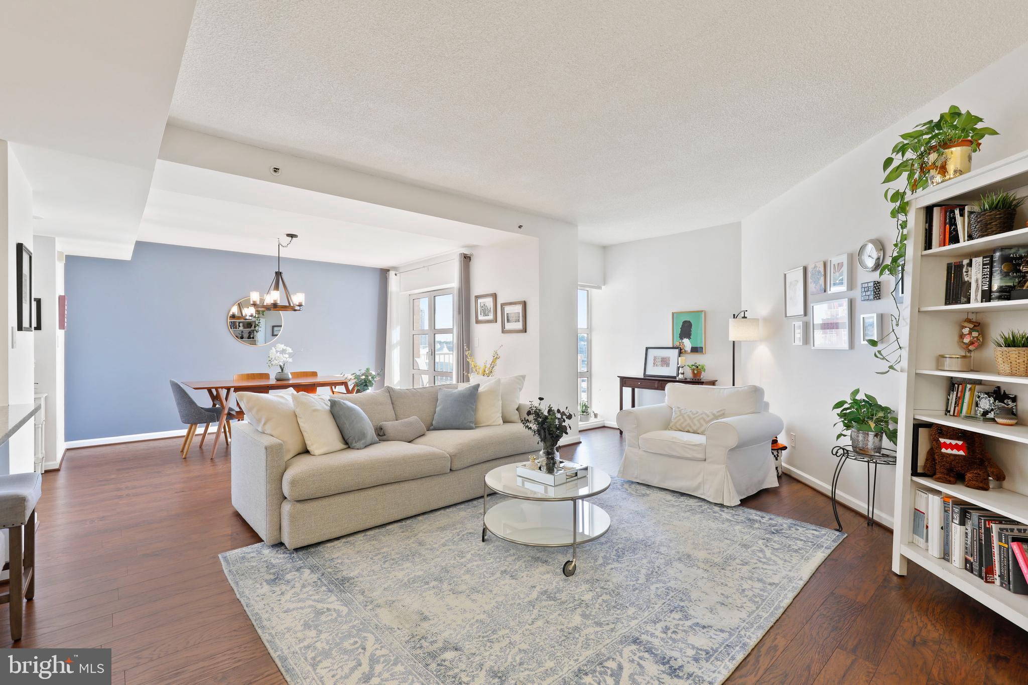 SCARLETT PLACE - Residential