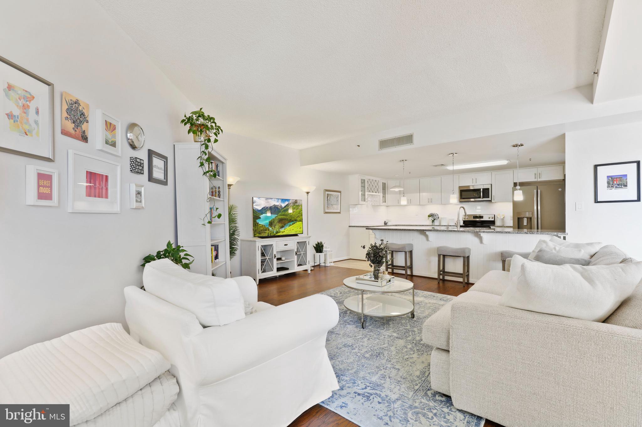 SCARLETT PLACE - Residential