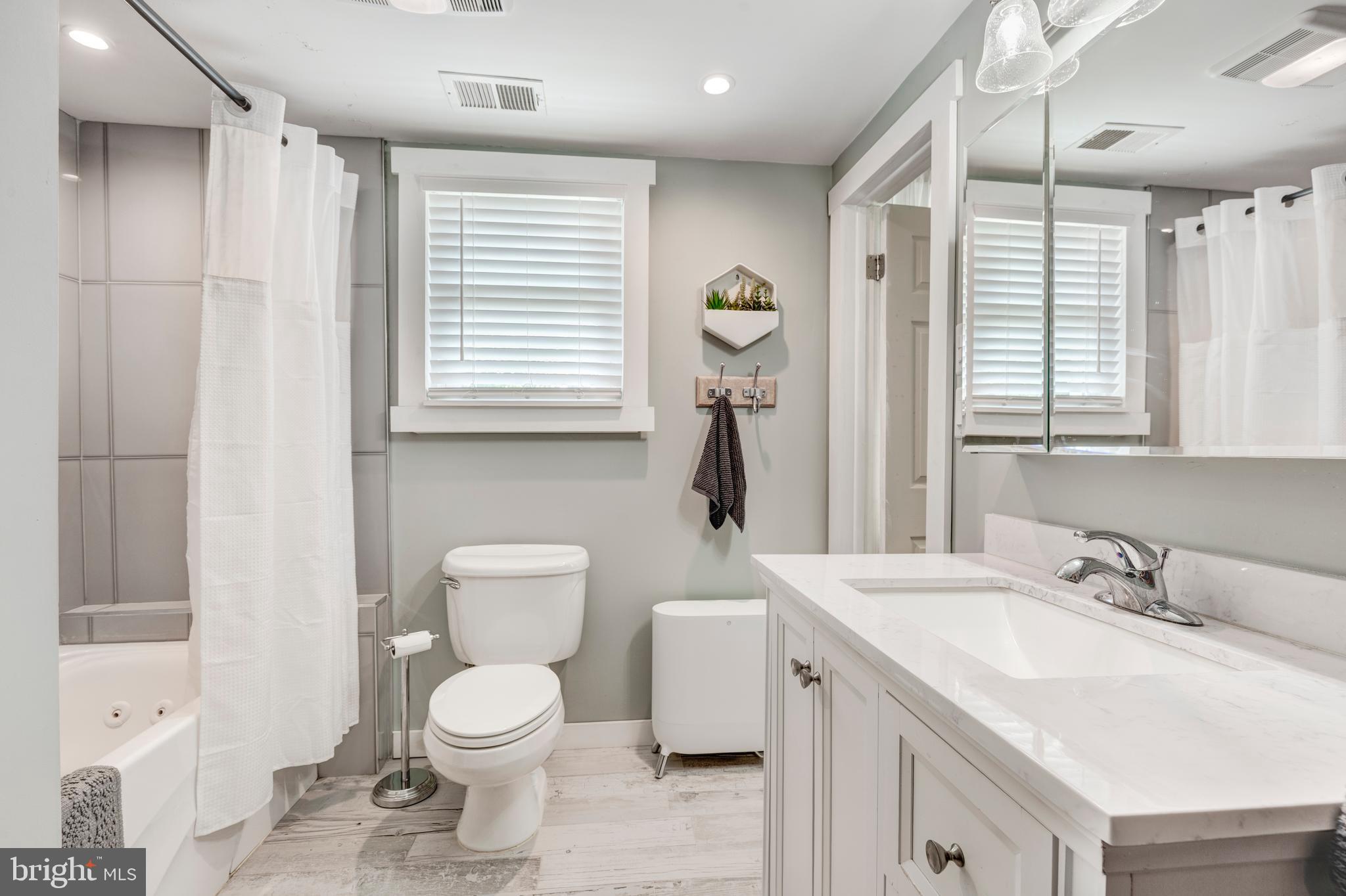 CARROLL COUNTY FARMETTES - Farm