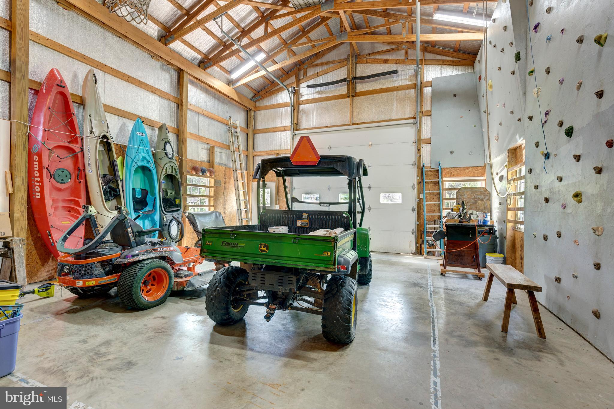 CARROLL COUNTY FARMETTES - Farm