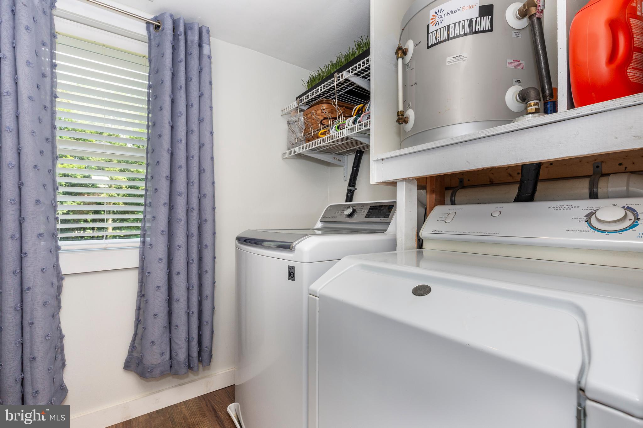 CARROLL COUNTY FARMETTES - Farm