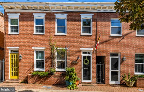 Townhouse For Sale - 1247 Knox Court<br/> Baltimore City County, BALTIMORE, MD 21230