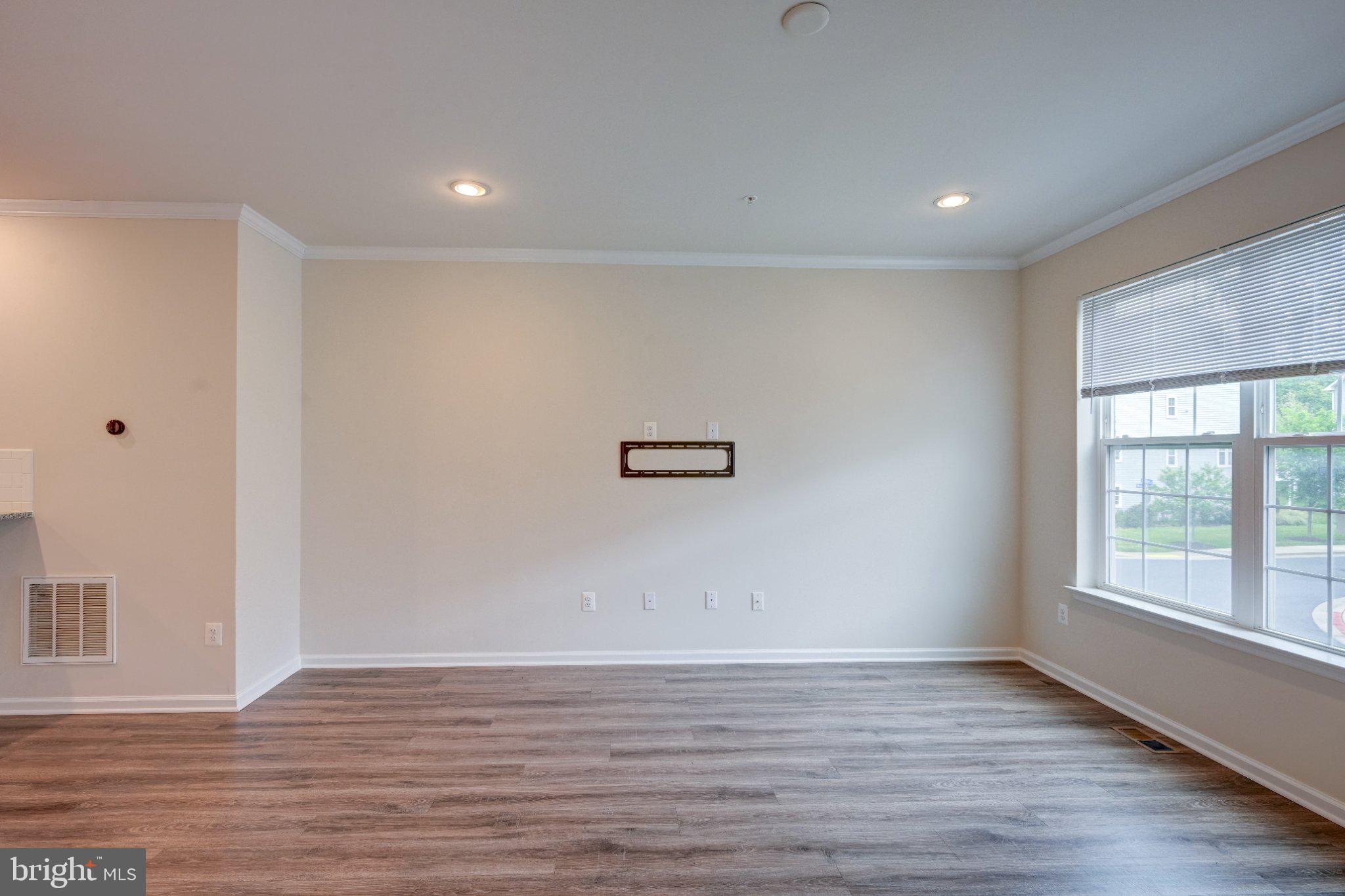DORCHESTER VIEW - Residential