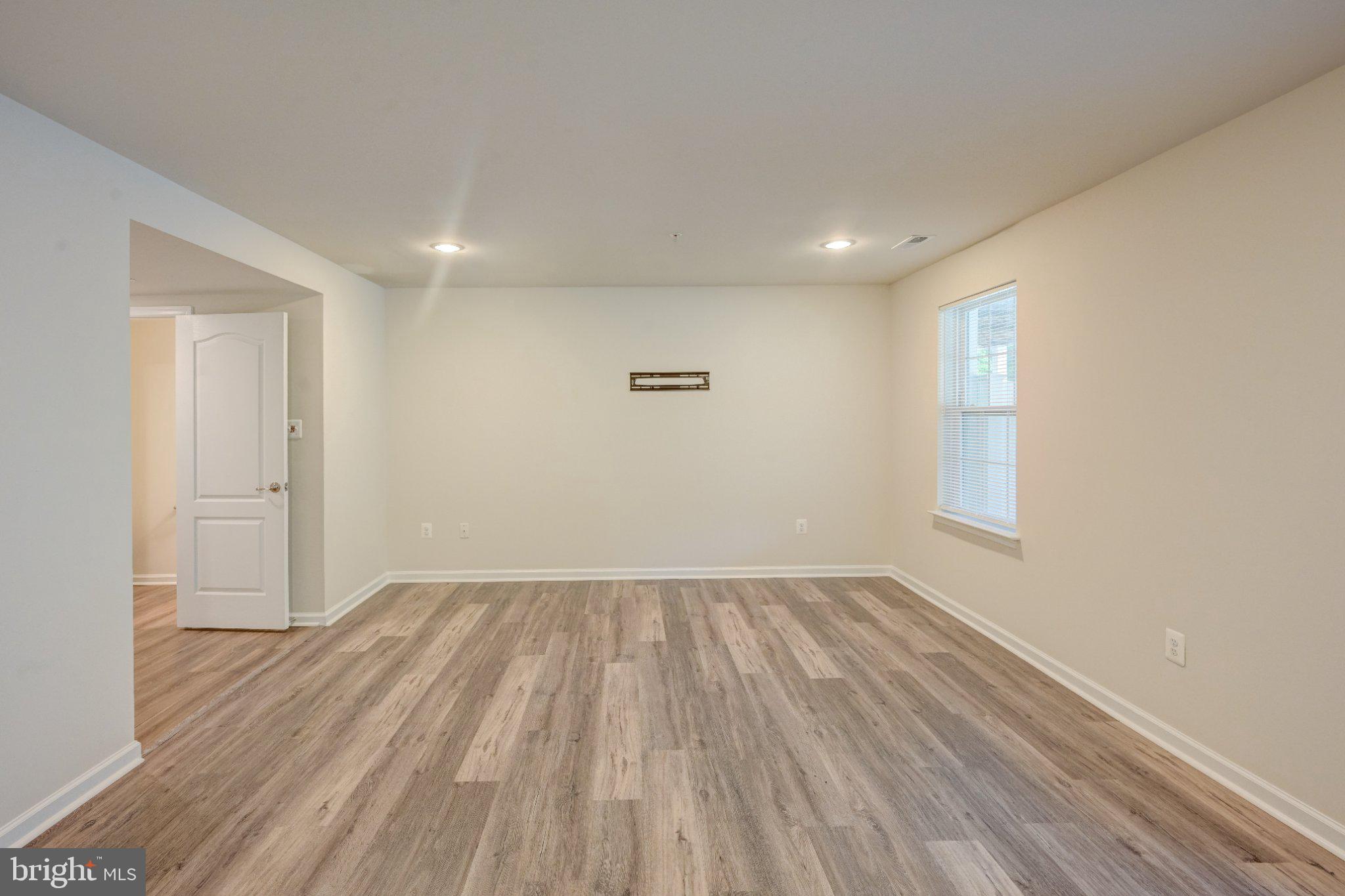DORCHESTER VIEW - Residential