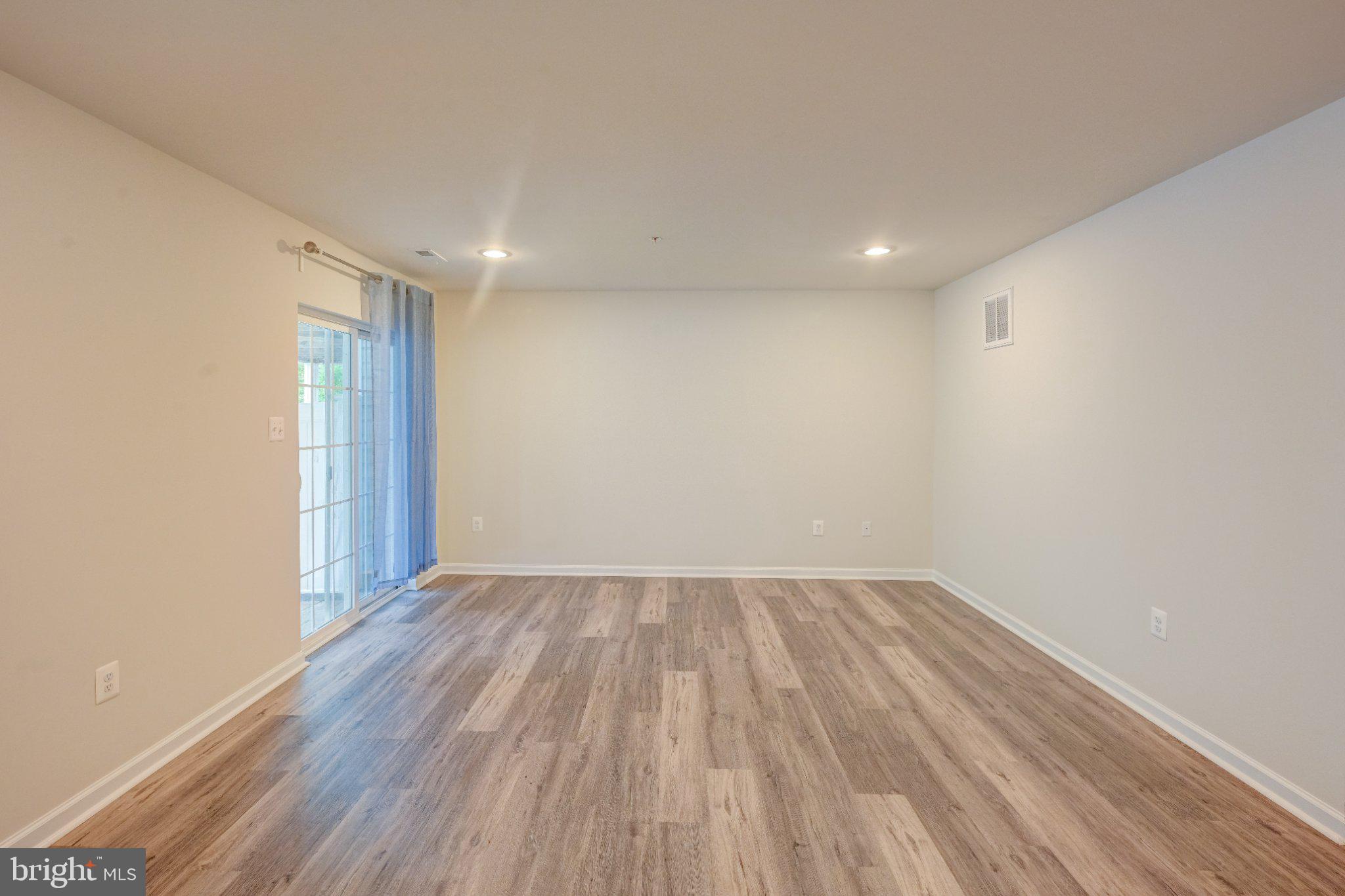 DORCHESTER VIEW - Residential