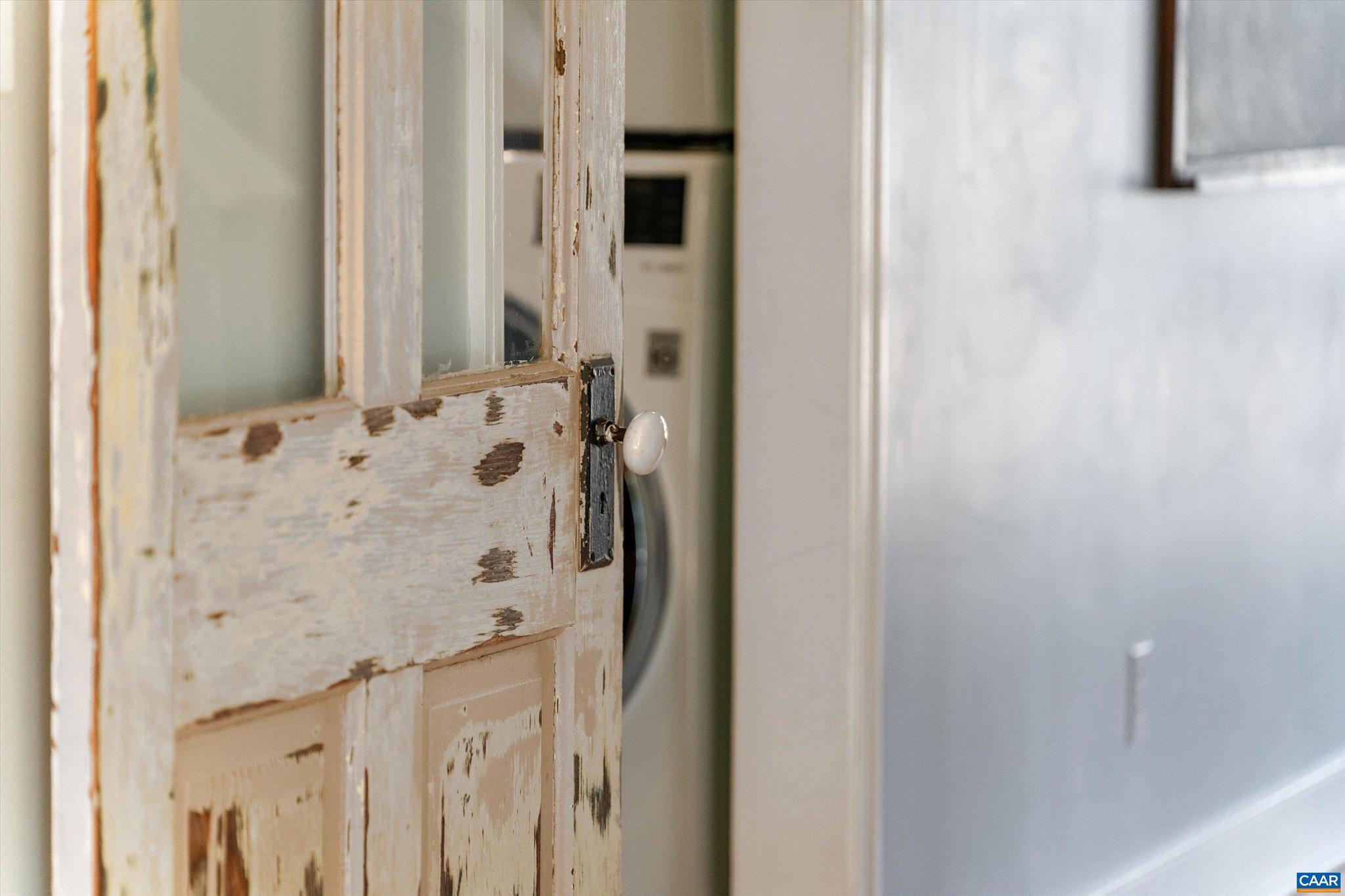 LAKE MONTICELLO - Residential