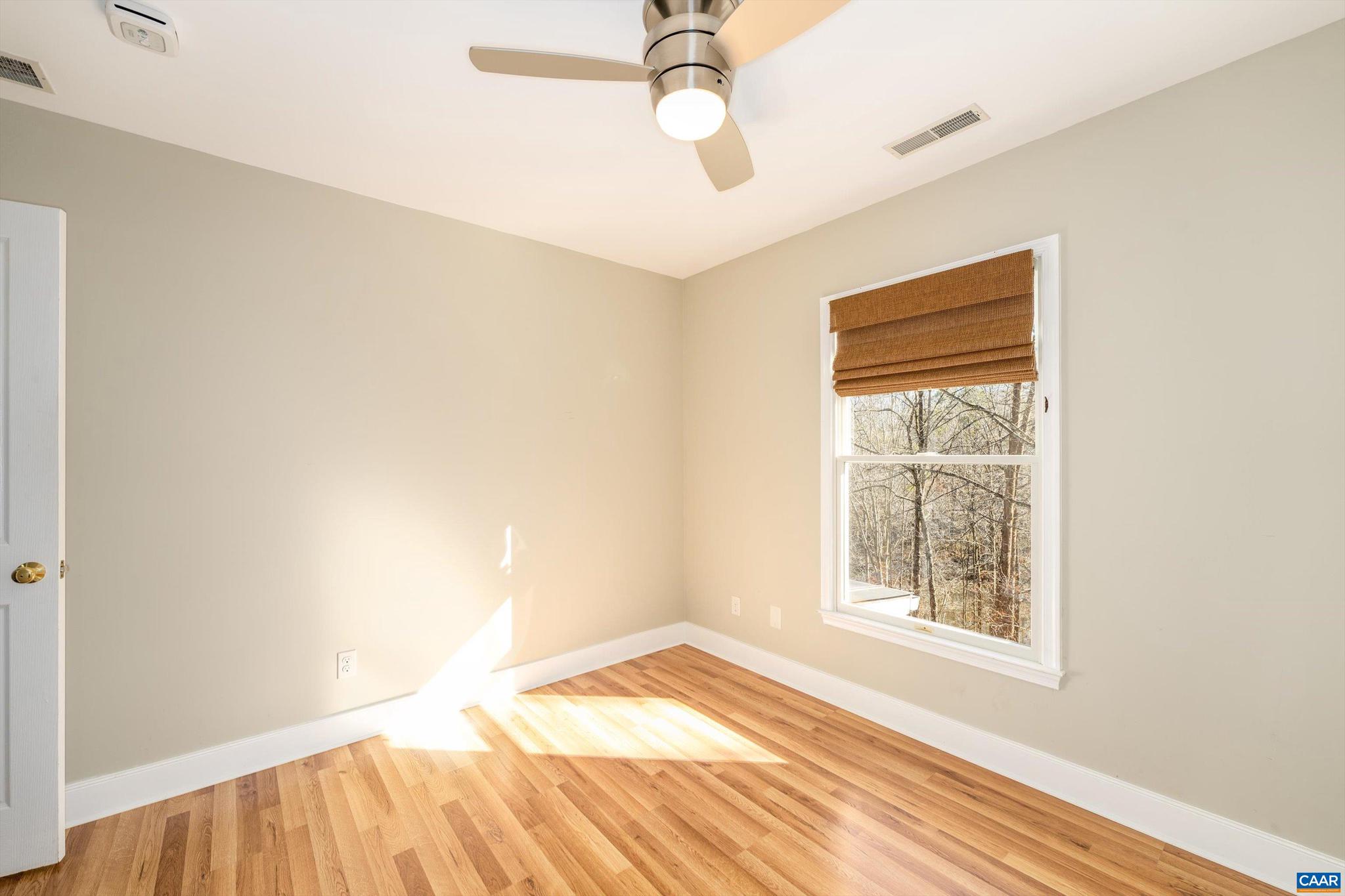 LAKE MONTICELLO - Residential