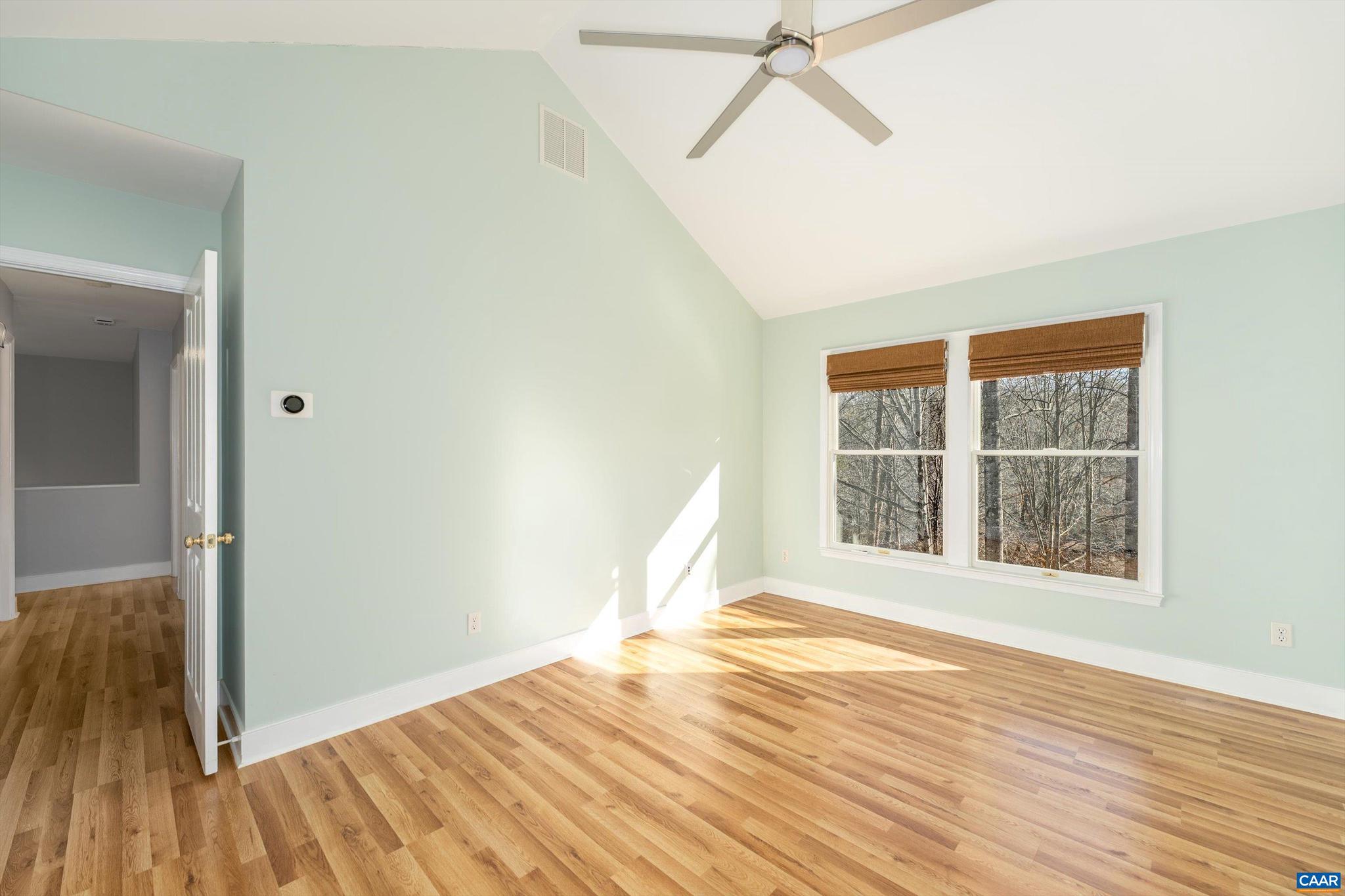 LAKE MONTICELLO - Residential