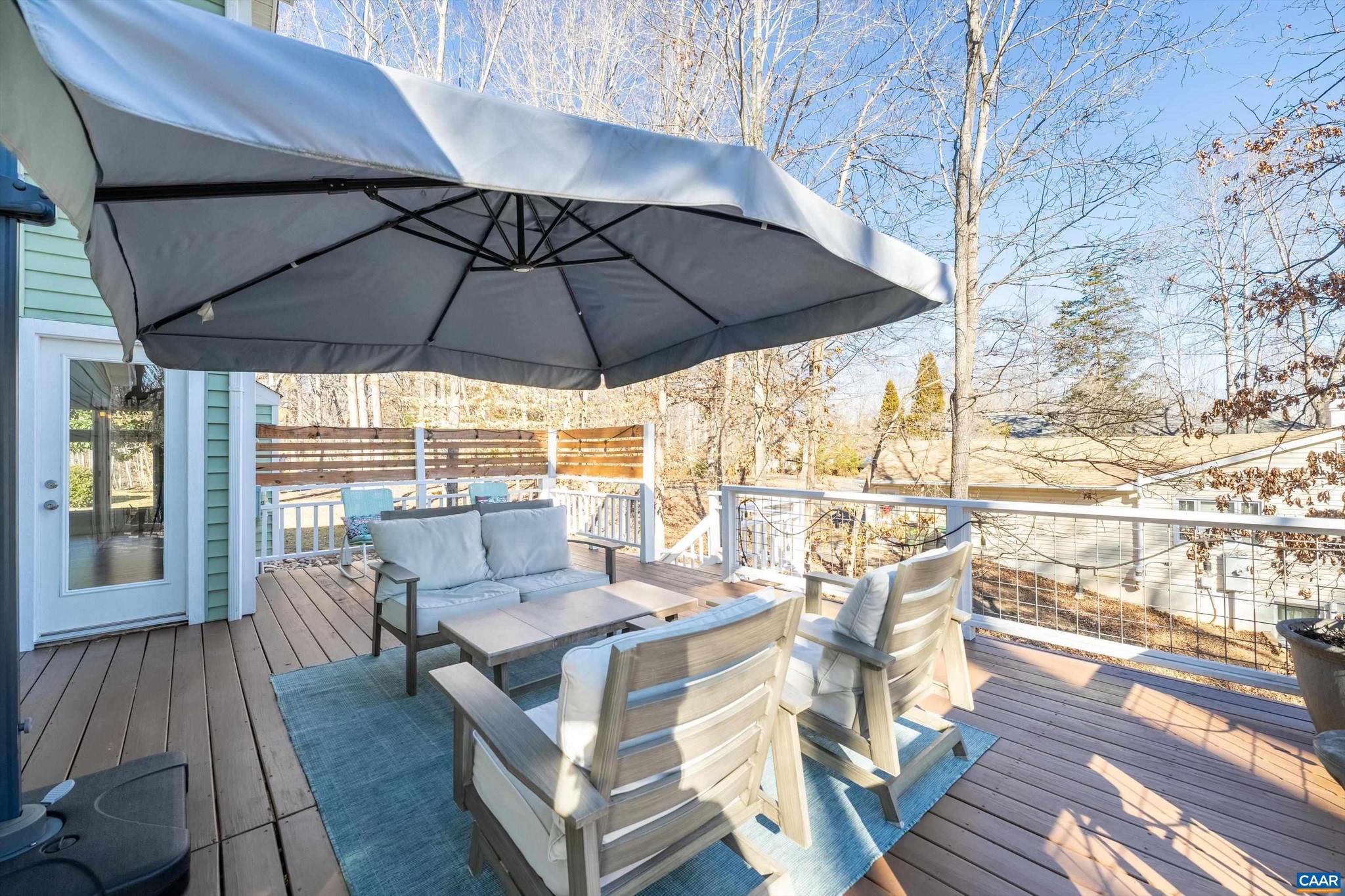 LAKE MONTICELLO - Residential