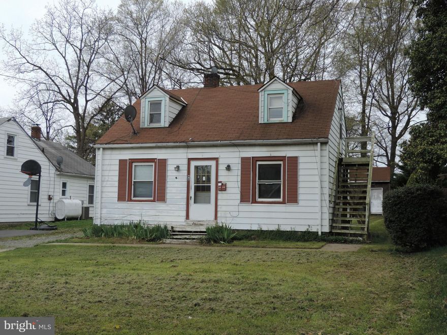 CASH, CONVENTIONAL OR FHA 203K FINANCING.  THIS PROPERTY IS A REHAB.  NEEDS WORK!  AS - IS ADDENDUM REQUIRED.  RENT WITH THE OPTION TO BUY.  MOTIVATED SELLER!