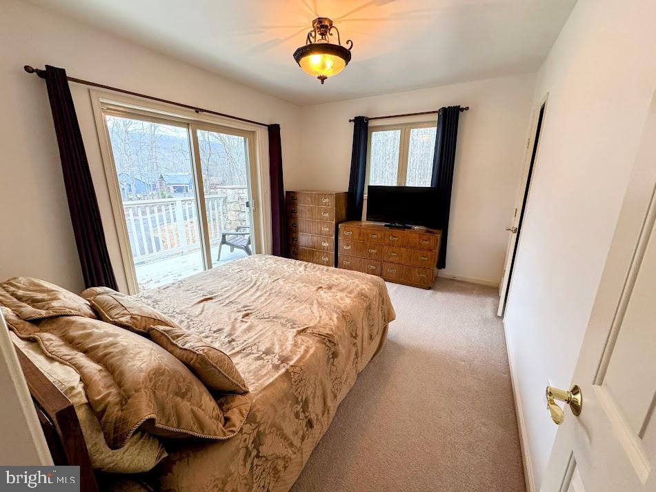 EAGLE ROCK RESORT - Residential