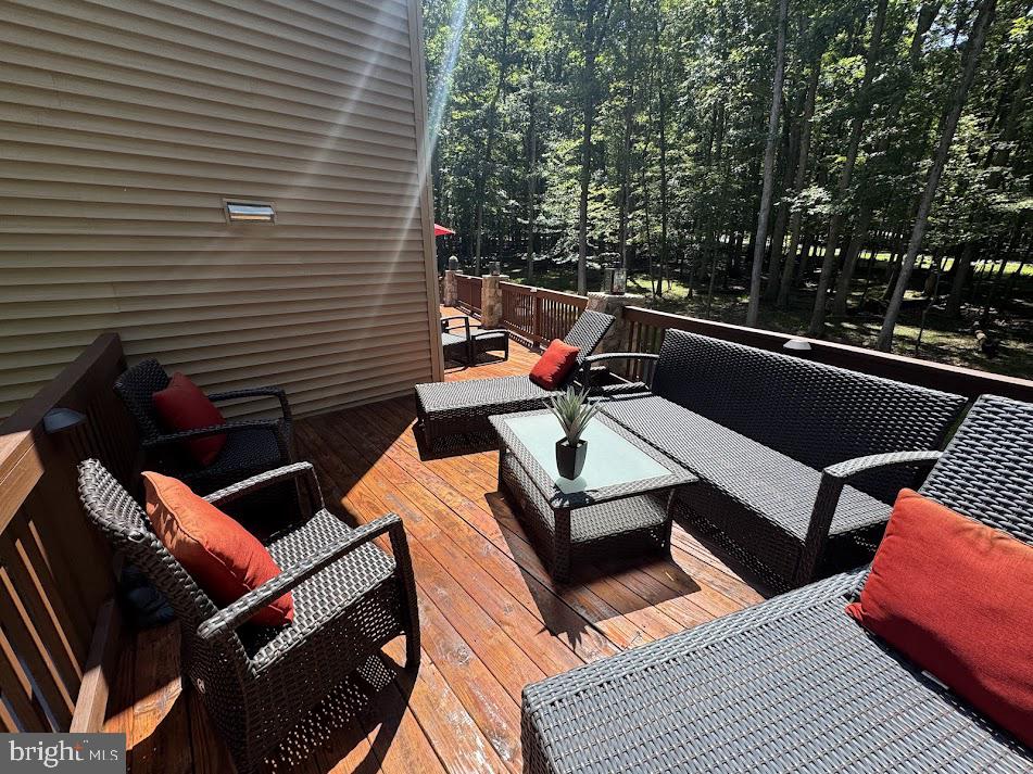 EAGLE ROCK RESORT - Residential