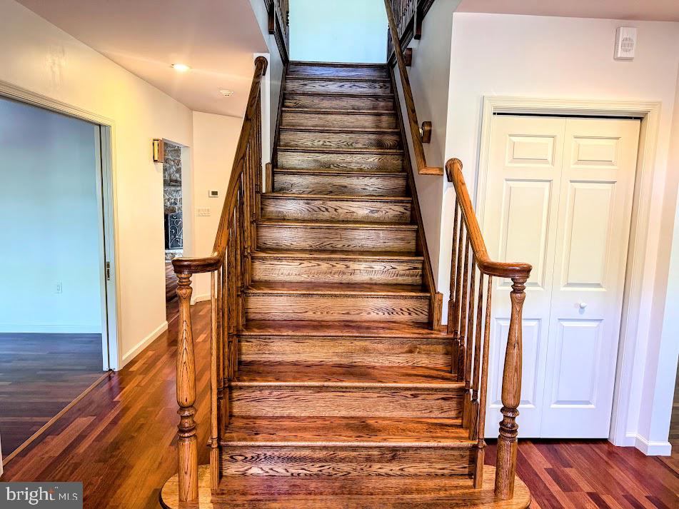 EAGLE ROCK RESORT - Residential