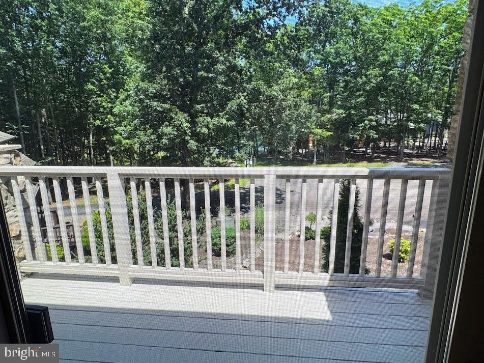 EAGLE ROCK RESORT - Residential