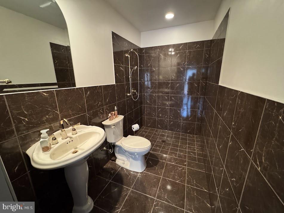 EAGLE ROCK RESORT - Residential