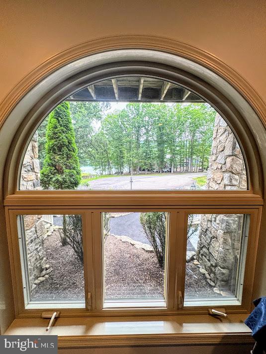 EAGLE ROCK RESORT - Residential