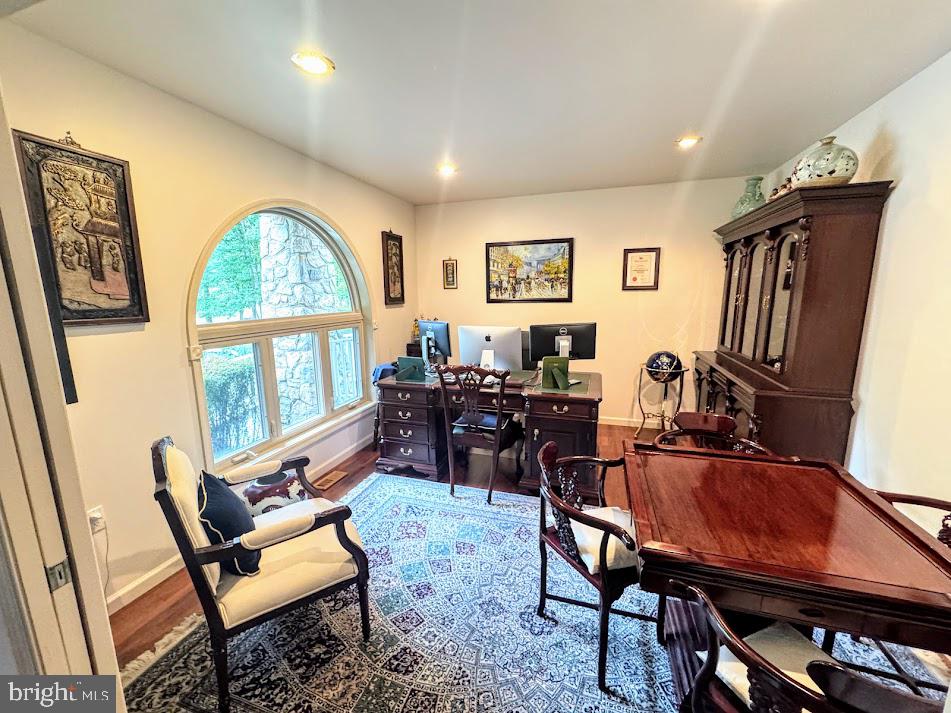 EAGLE ROCK RESORT - Residential