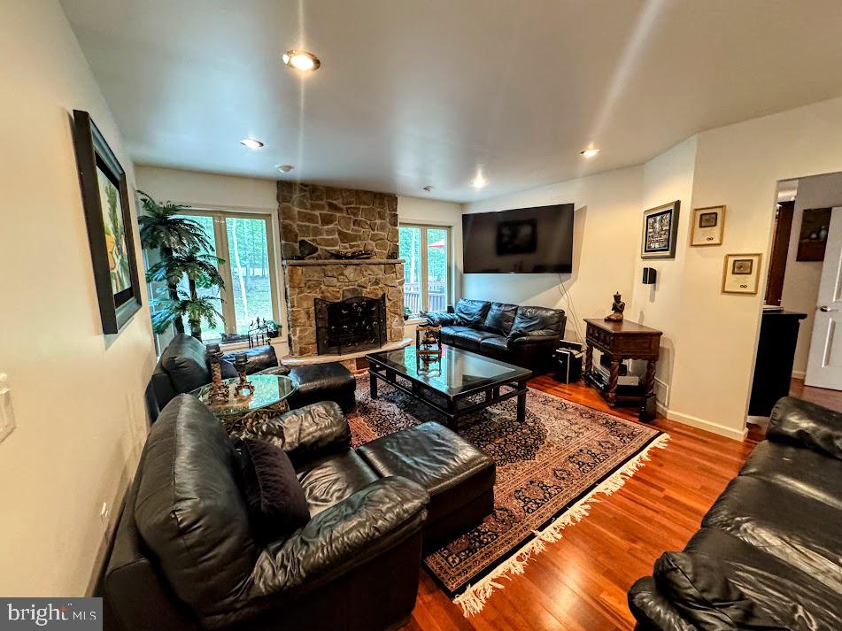 EAGLE ROCK RESORT - Residential