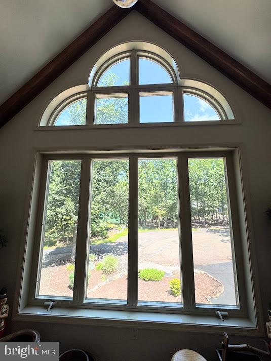 EAGLE ROCK RESORT - Residential