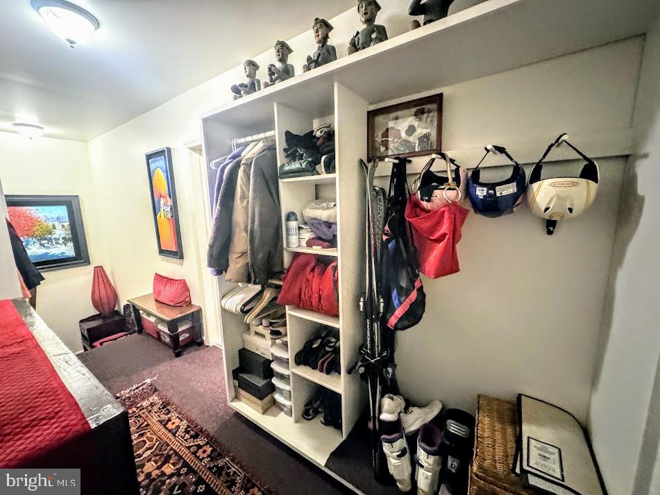 EAGLE ROCK RESORT - Residential