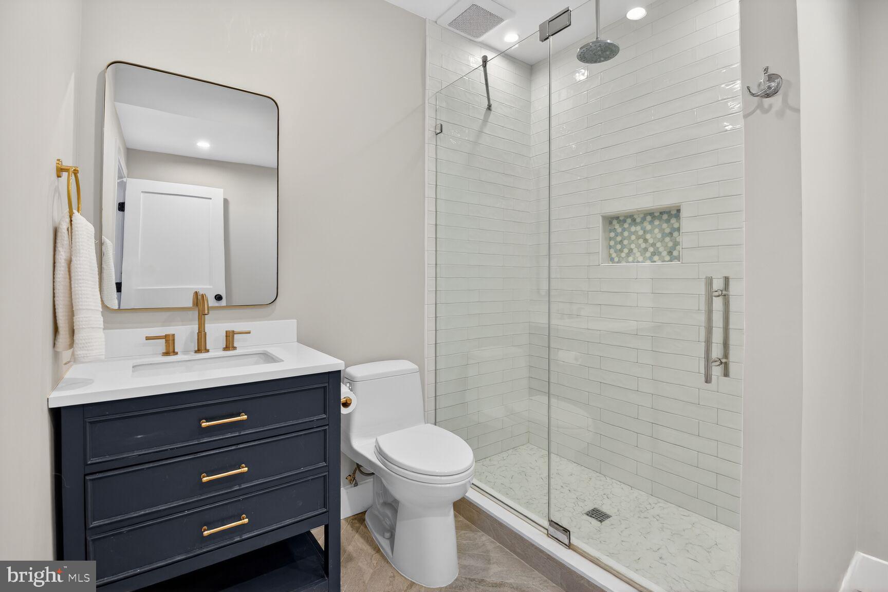 ROBERTS LANDING - Residential