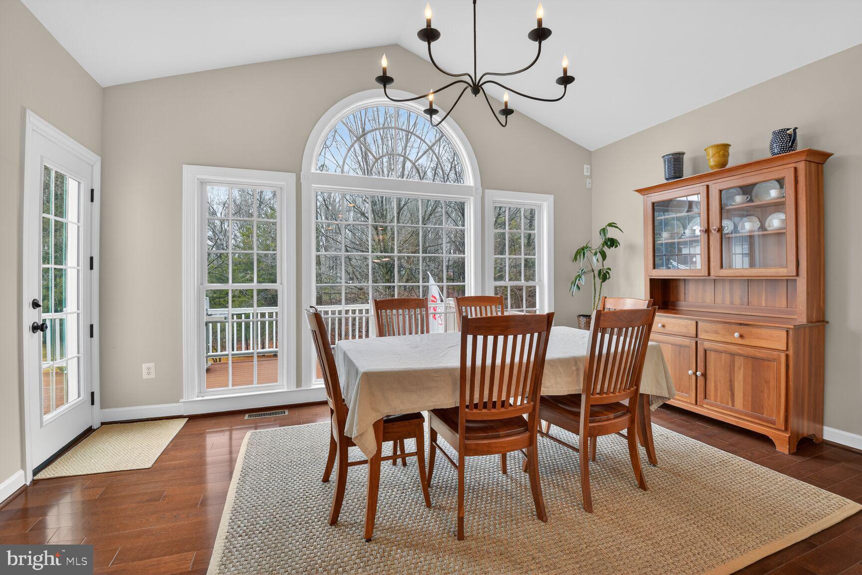 ROBERTS LANDING - Residential