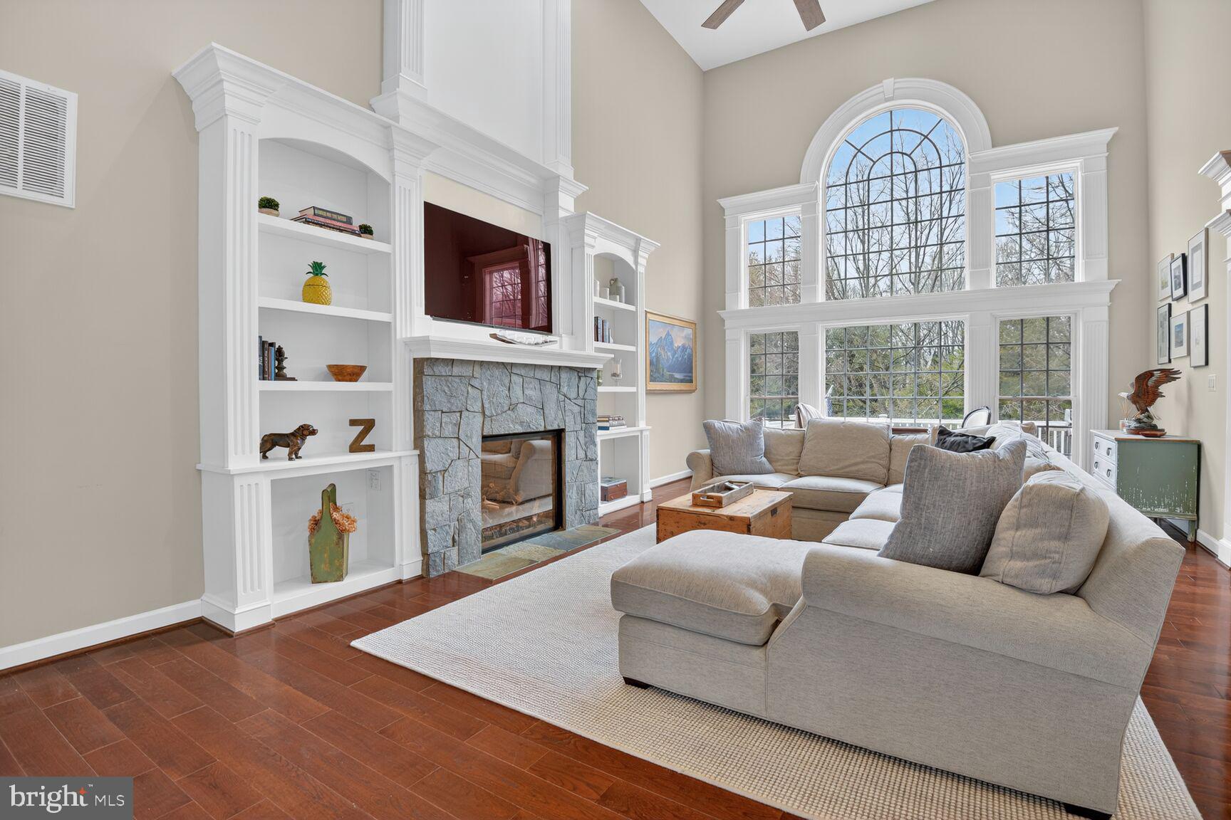 ROBERTS LANDING - Residential