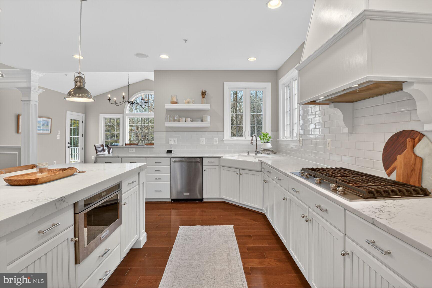 ROBERTS LANDING - Residential