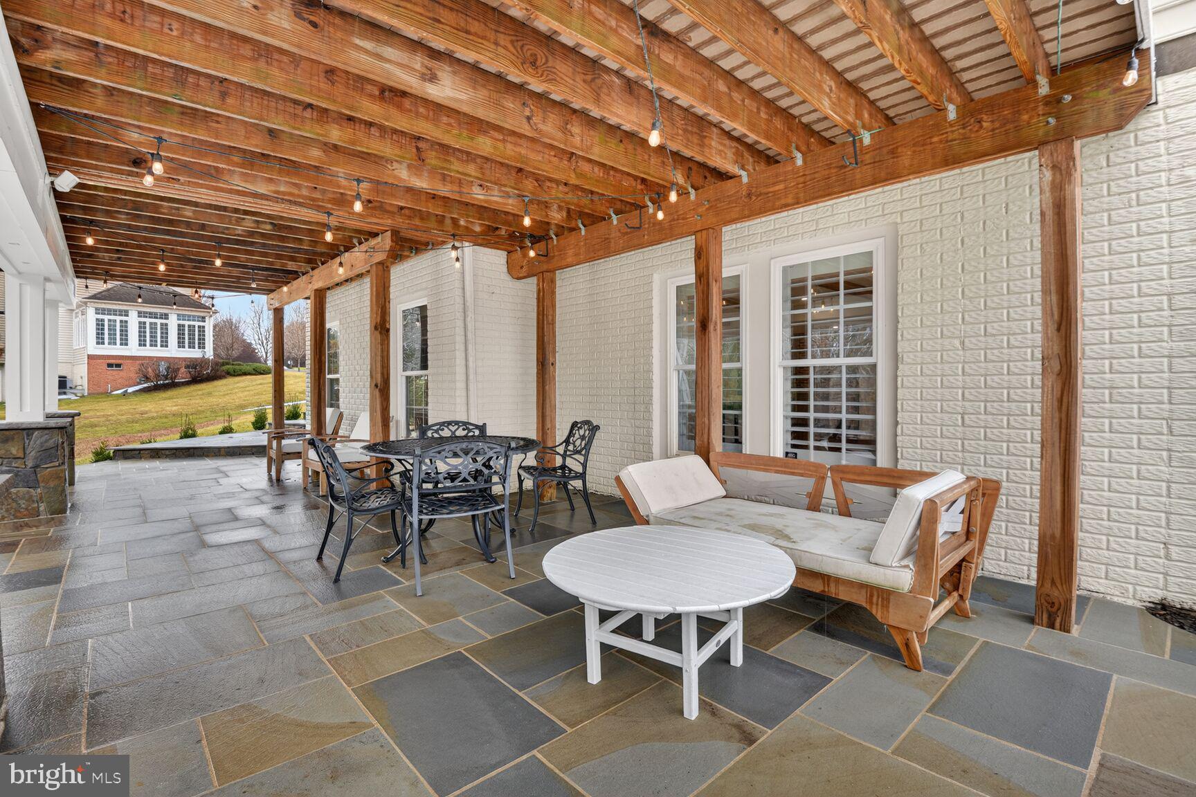 ROBERTS LANDING - Residential