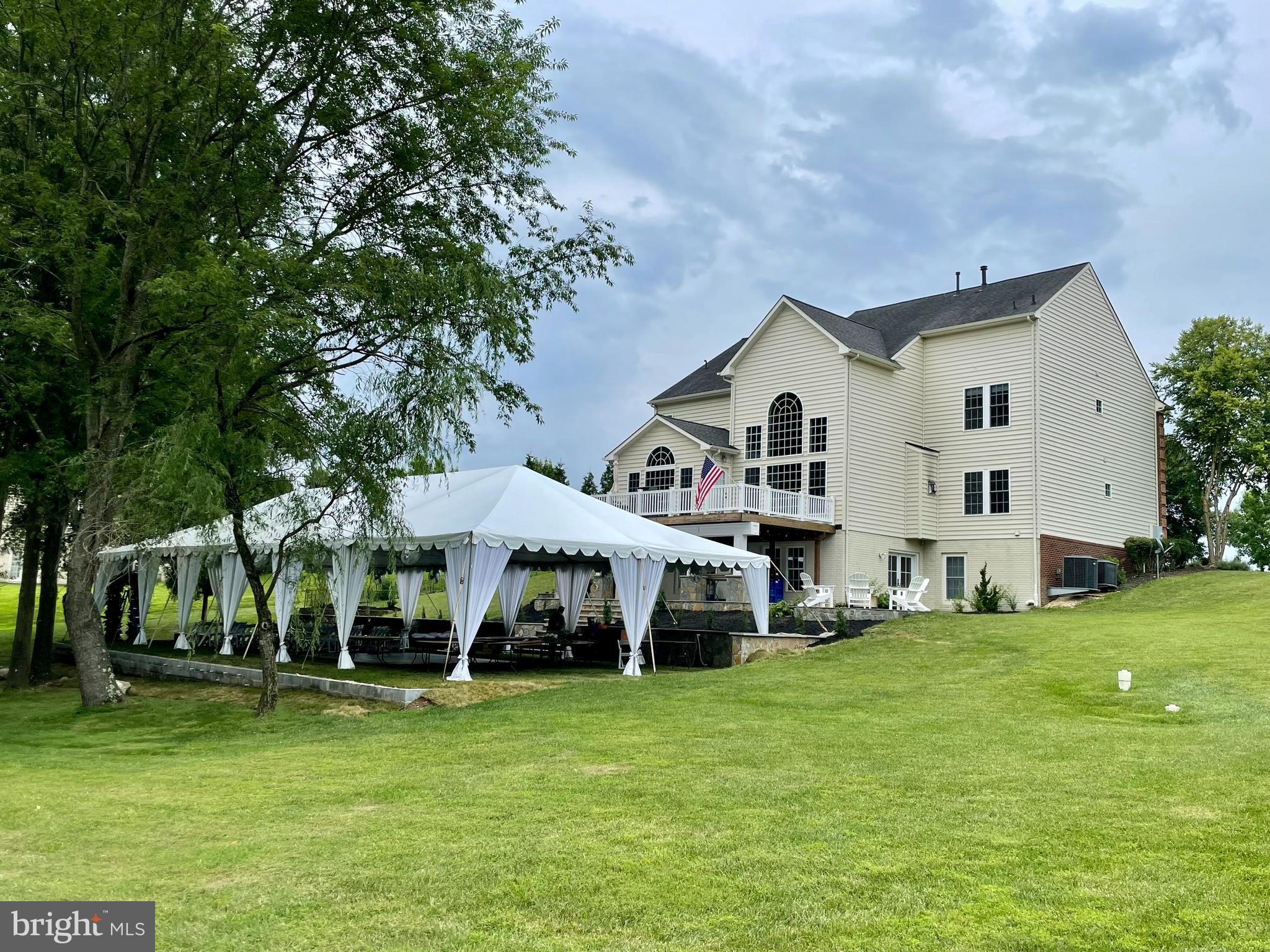 ROBERTS LANDING - Residential