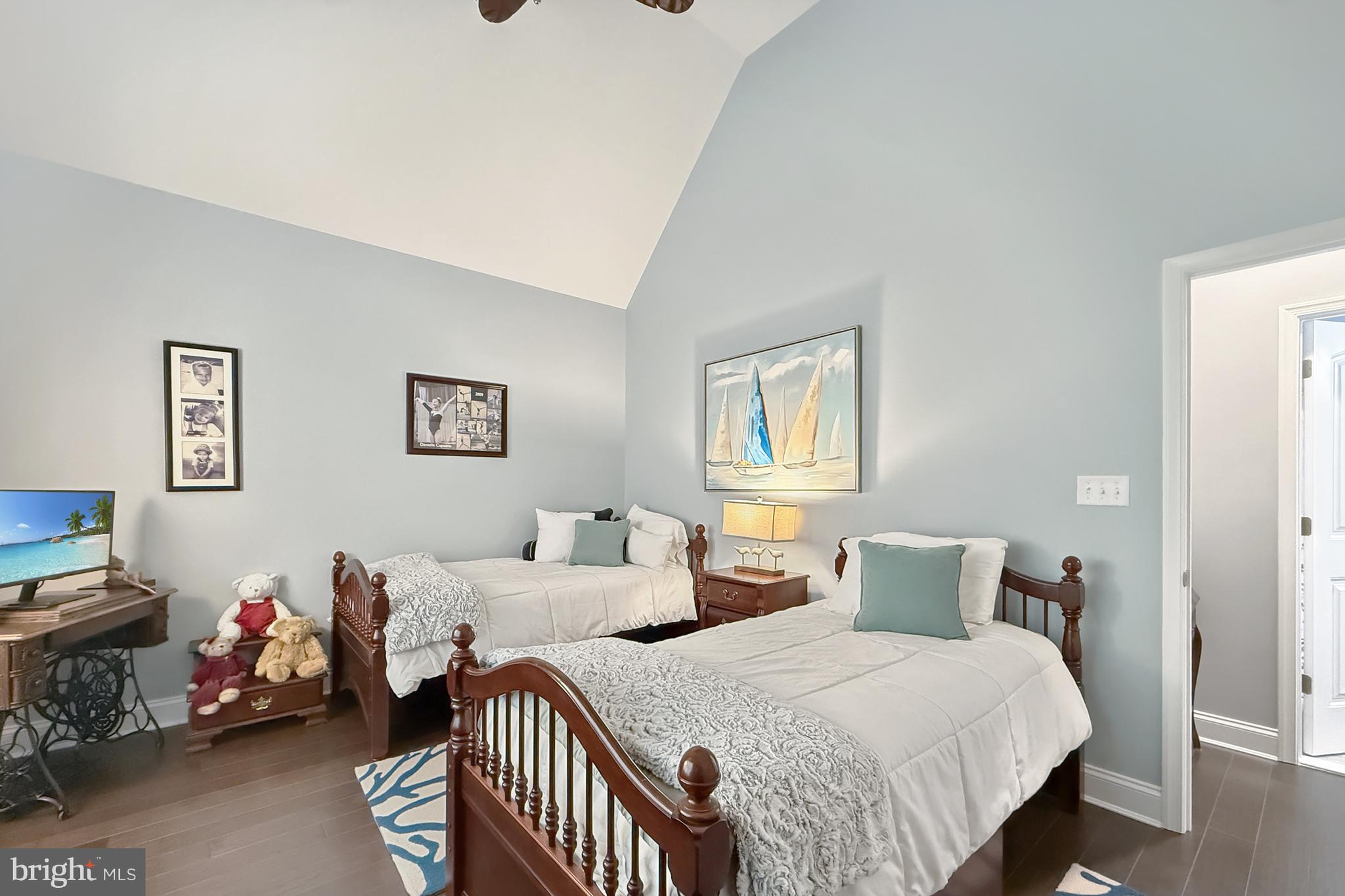 INDEPENDENCE - Residential