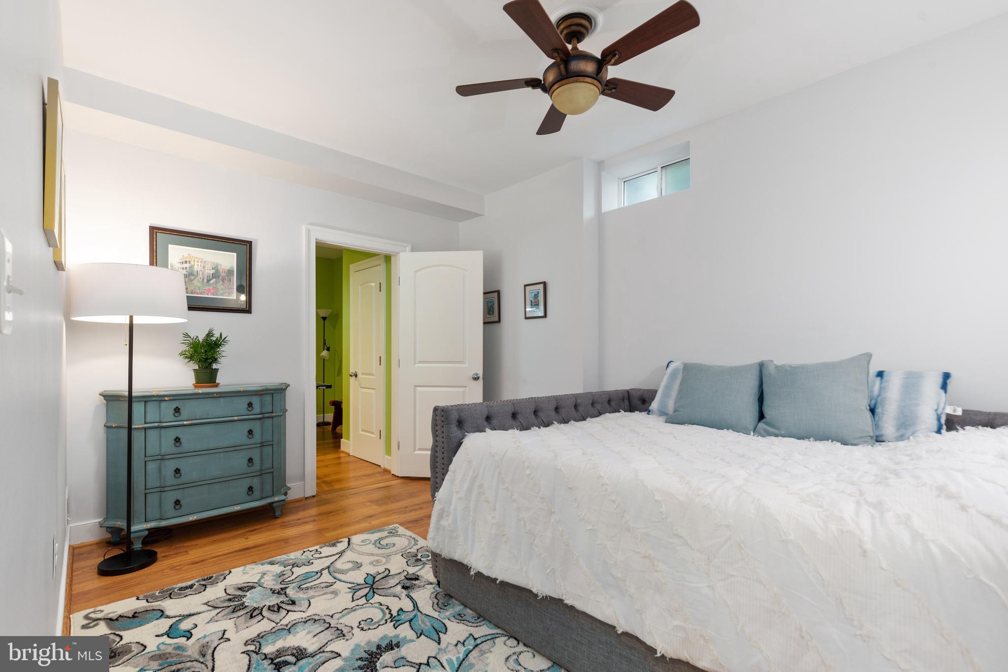 BAYSIDE - Residential